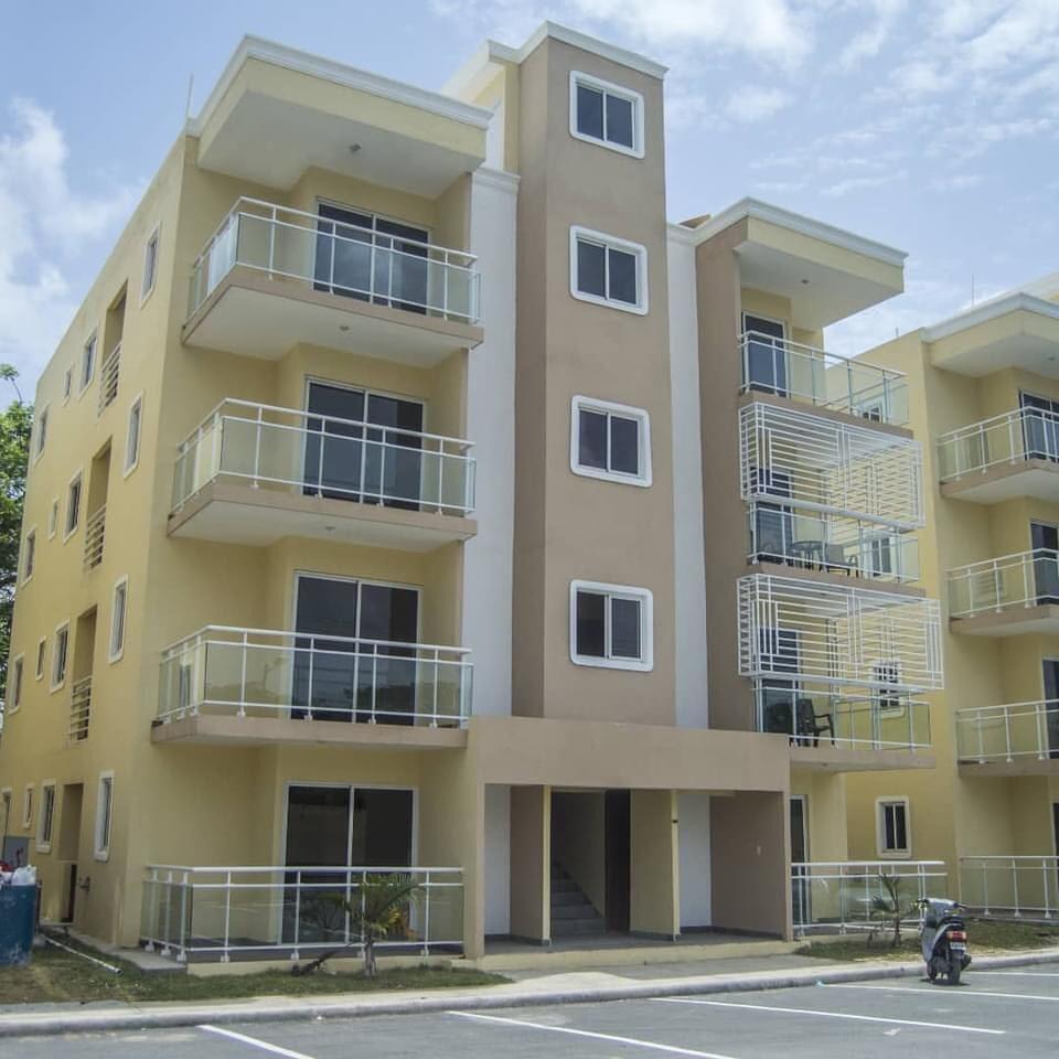 apartamento-barato-con-3-habitaciones-de-venta-en-san-cristobal-republica-dominicana 