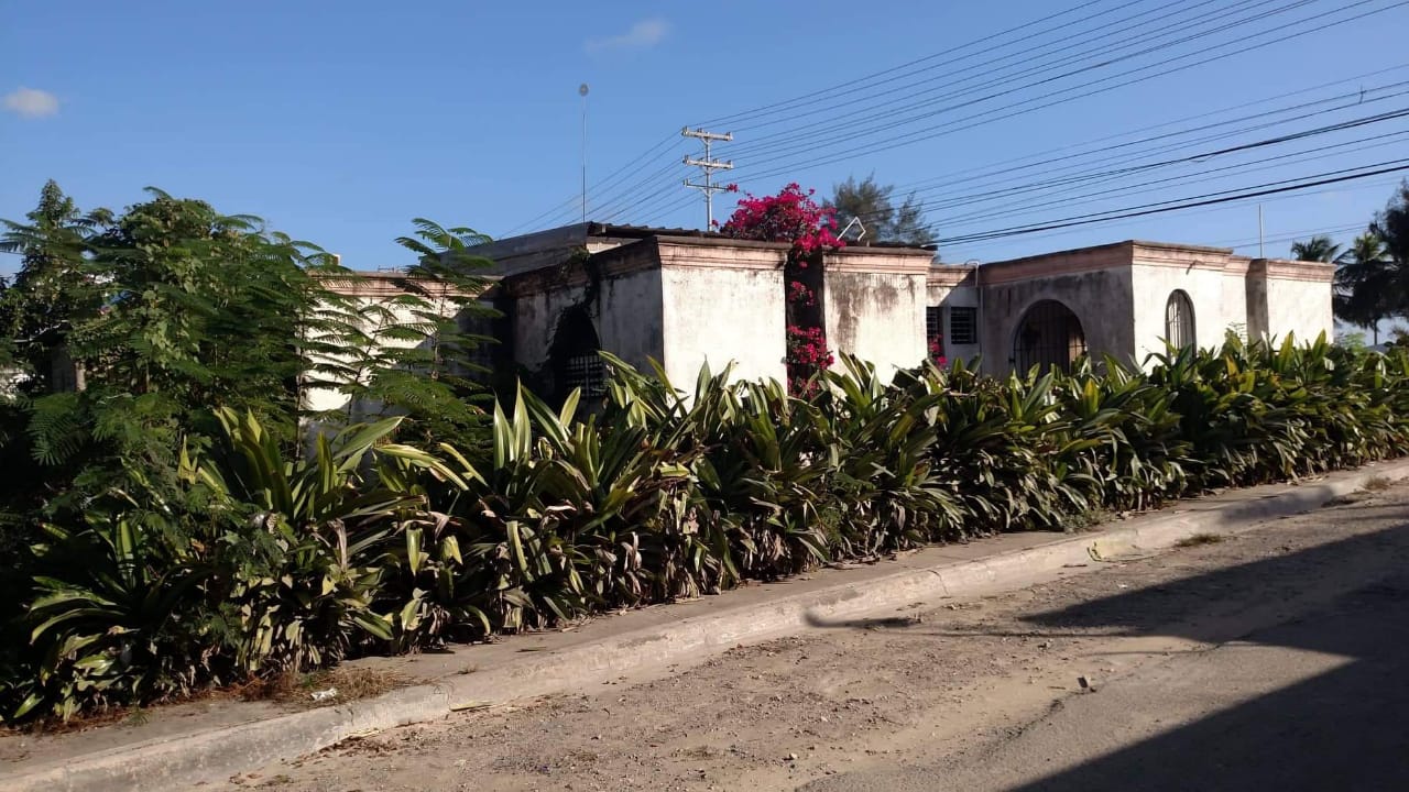 Casa-en-venta-en-santo-domingo-frente-al-mar