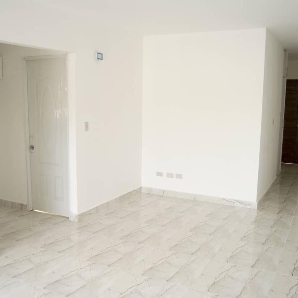 apartamento-barato-con-3-habitaciones-de-venta-en-san-cristobal-republica-dominicana 