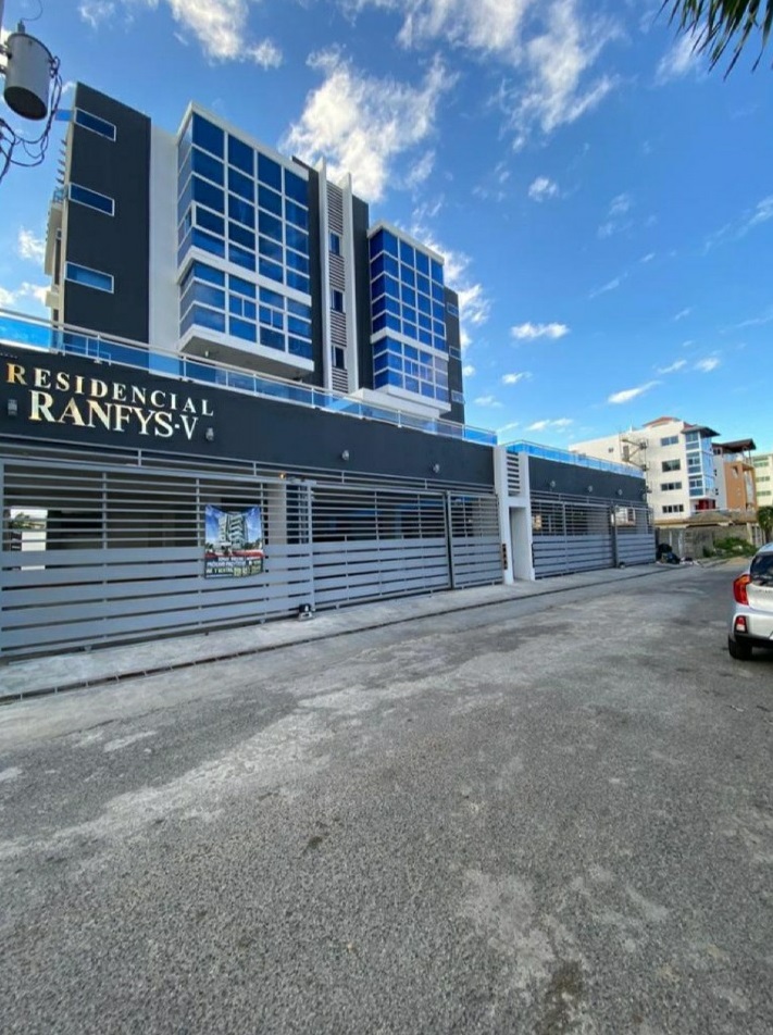 apartamento-de-lujo-con-tres-habitaciones-de-venta-en-santo-domingo-este