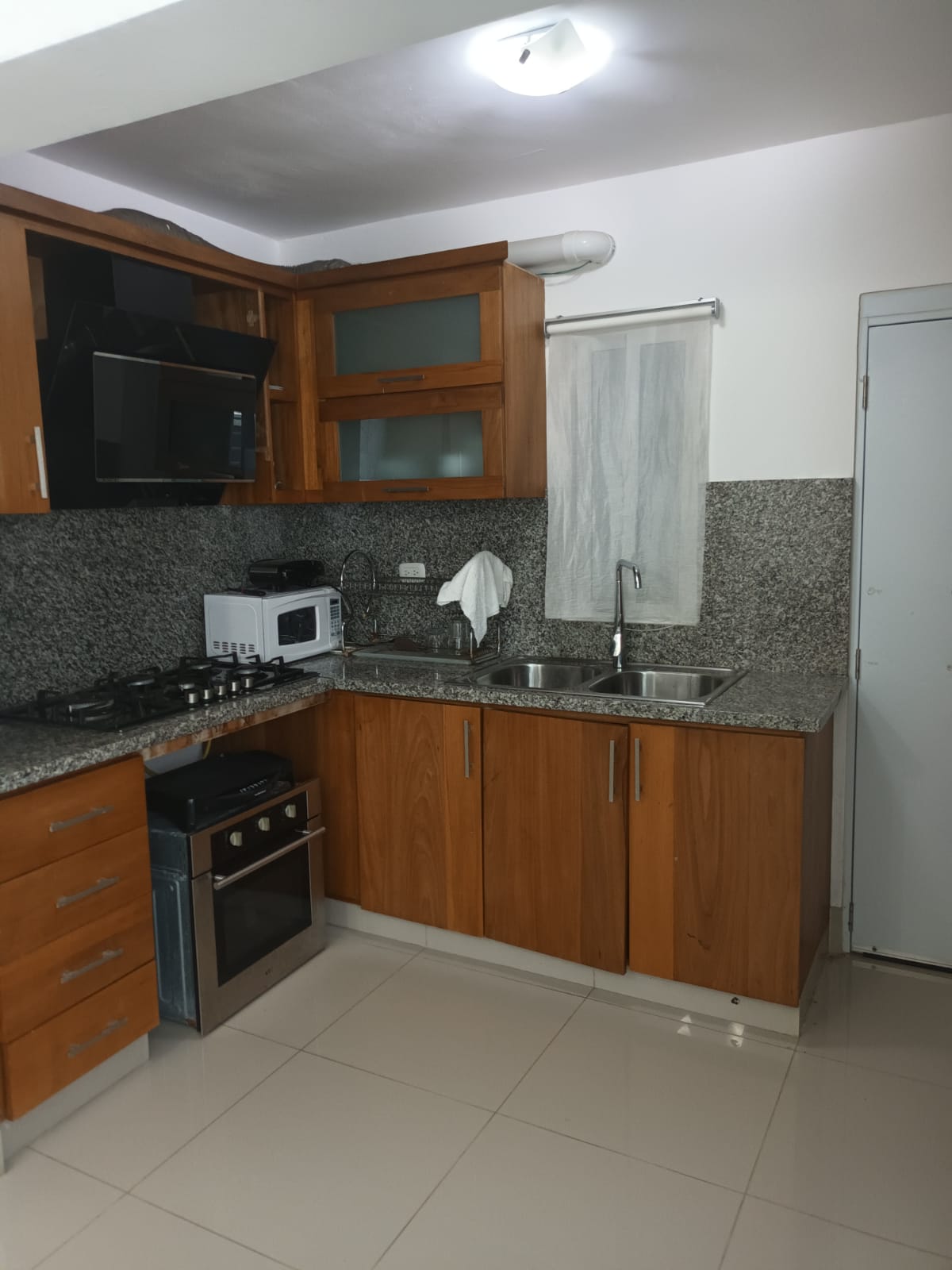 apartamento-de-venta-con-2-habitaciones-en-santiago-de-los-caballeros-en-republica-dominicana 