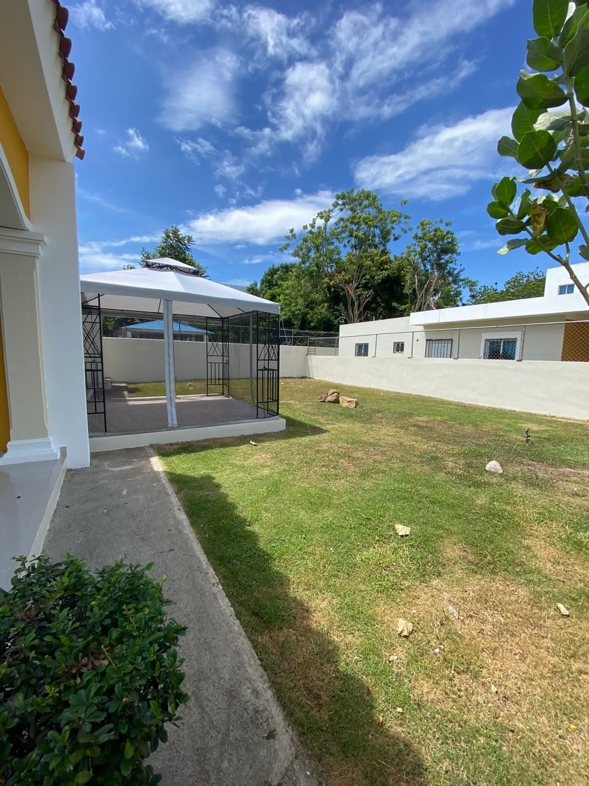 casa-de-venta-con-tres-habitaciones-en-santiago-de-los-caballeros-gurabo