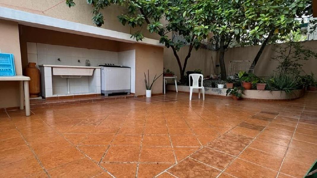 casa-de-venta-de-3-niveles-en-los-corales-en-santo-domingo-este-norelys-5