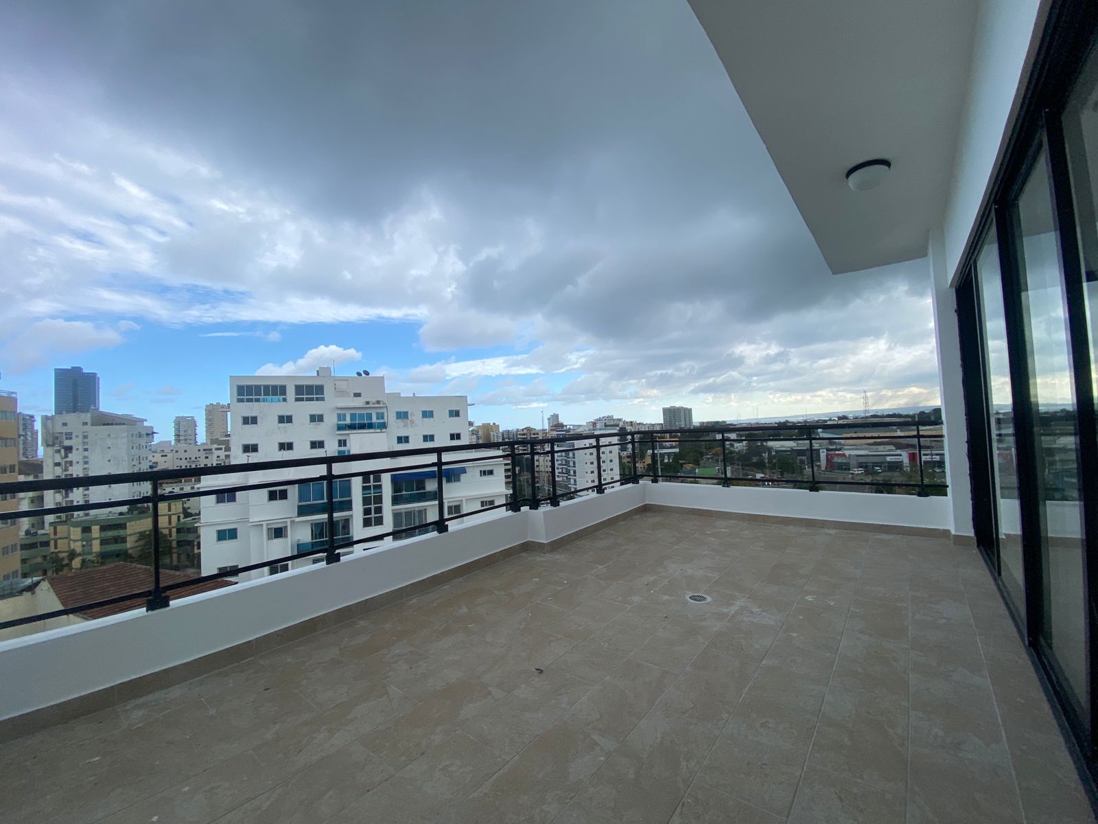 penthouse-de-venta-nuevo-barato-con-3-habitaciones-en-santo-domingo-republica-dominicana