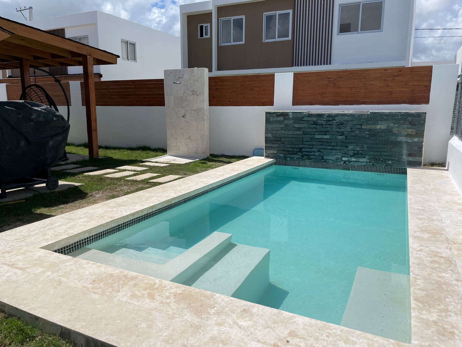 villa-de-venta-con-2-habitaciones-grande-en-punta-cana-republica-dominicana