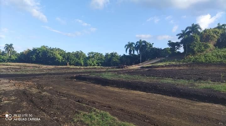 Solares-venta-barato-en-el-ingenio-nuevo-san-cristobal-republica-dominicana 